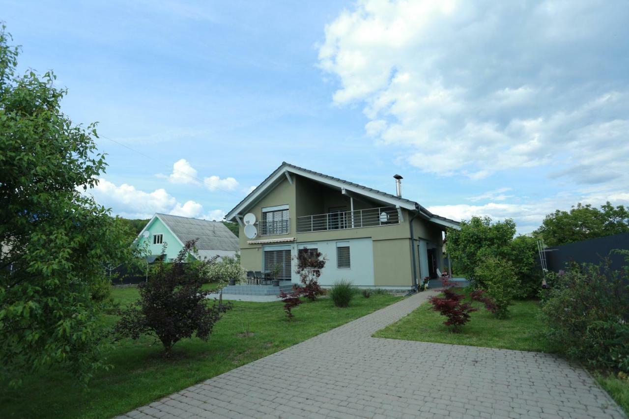 Sentis Uzhhorod Exterior foto