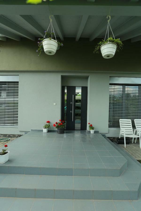 Sentis Uzhhorod Exterior foto